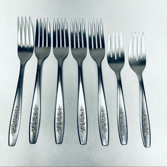 Oneida Simeon & Rogers Spring Ballad Forks Stainless Flatware - Picture 2 of 8